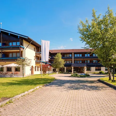 Wiesgauer - Alpenhotel Hotel