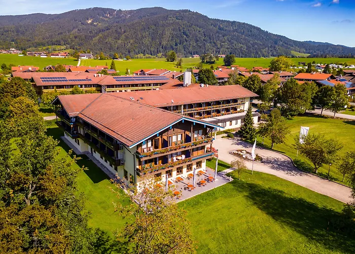 Wiesgauer - Alpenhotel ホテル 4*