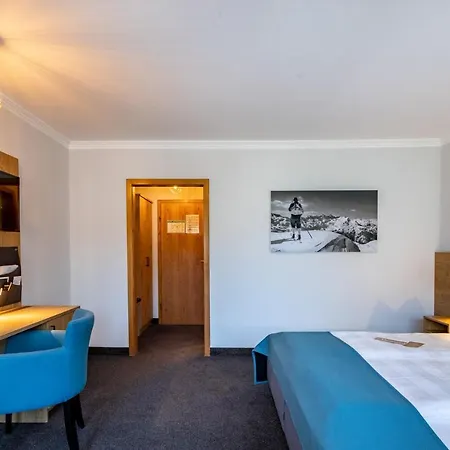 Wiesgauer - Alpenhotel ホテル インツェル