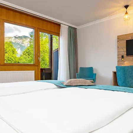 ホテル Wiesgauer - Alpenhotel 4*