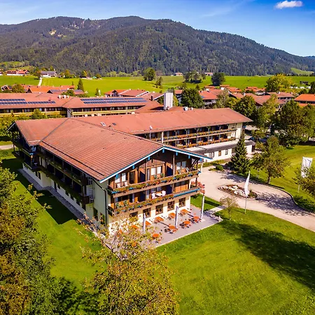 Wiesgauer - Alpenhotel Hotel 4*